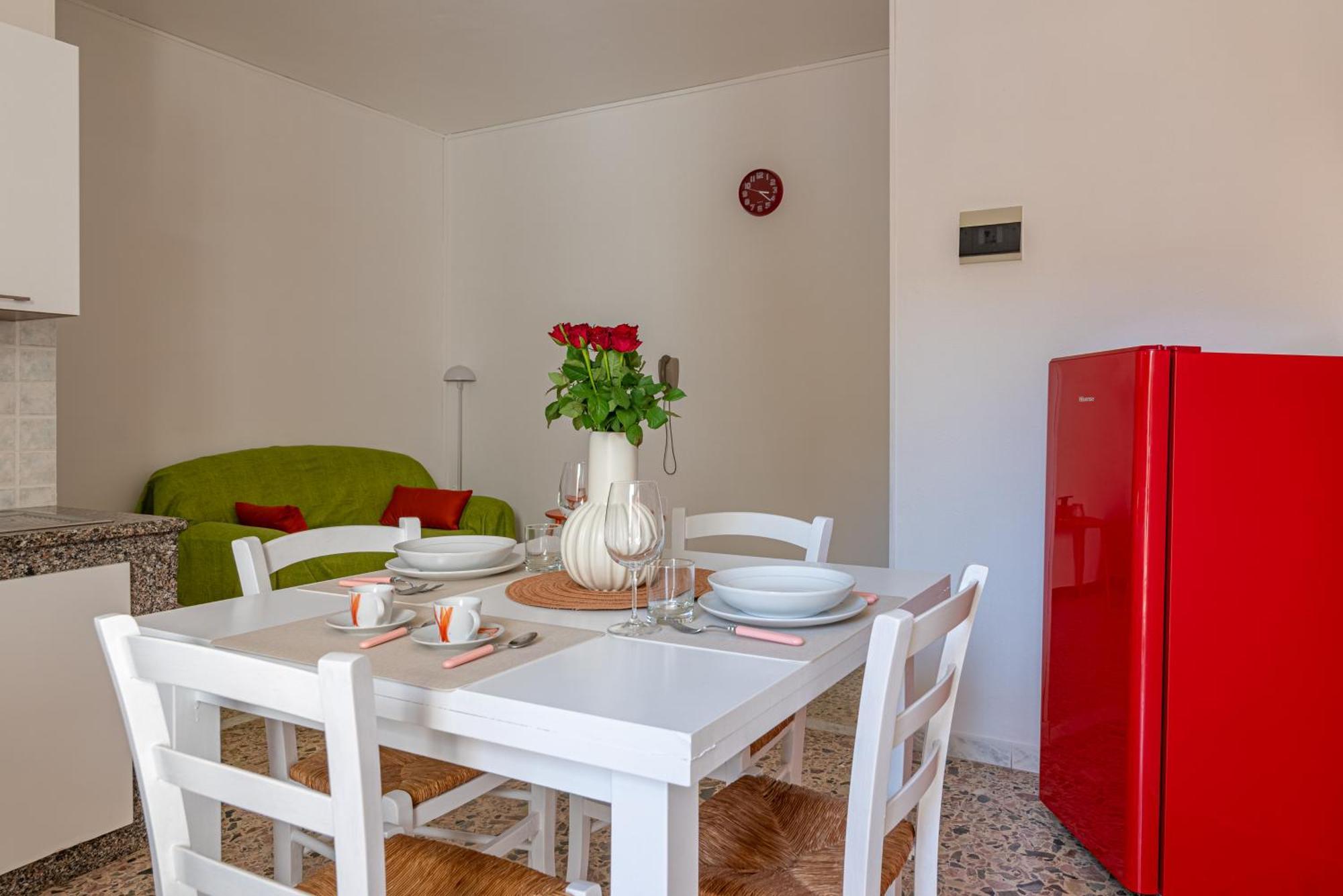 Venerdi House Apartment อาลเกโร ภายนอก รูปภาพ