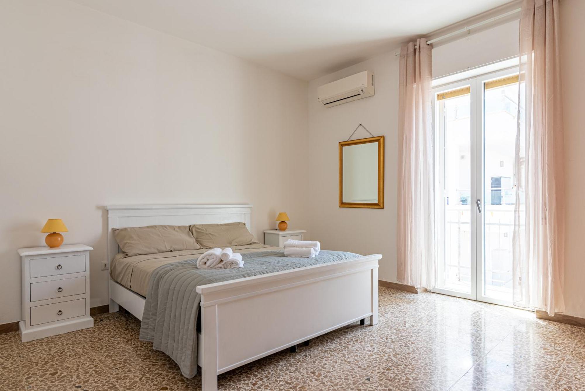 Venerdi House Apartment อาลเกโร ภายนอก รูปภาพ